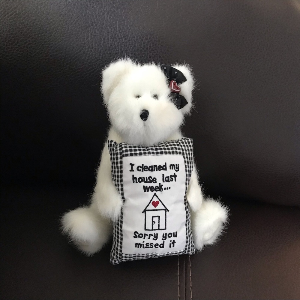 Boyd Bear Collectable-Dusty Room